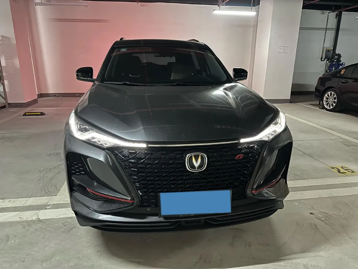 2020 ChangAn CS75 Plus 2.0T 233HP L4 8AT,autocango,china used car exporter,china ev exporter,chinese used car exporter,chinese used ev exporter