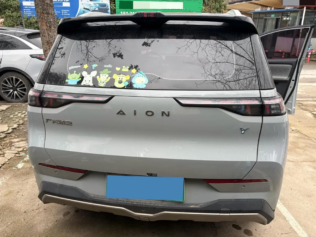 2022 Geely Okavango 1.8T 184HP L4 7DCT,autocango,china used car exporter,china ev exporter,chinese used car exporter,chinese used ev exporter