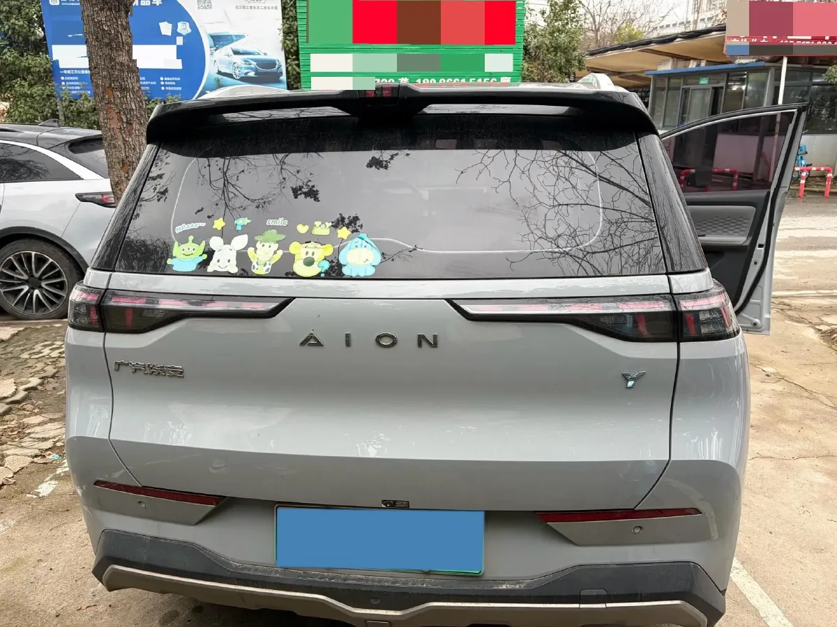 2022 Geely Okavango 1.8T 184HP L4 7DCT,autocango,china used car exporter,china ev exporter,chinese used car exporter,chinese used ev exporter