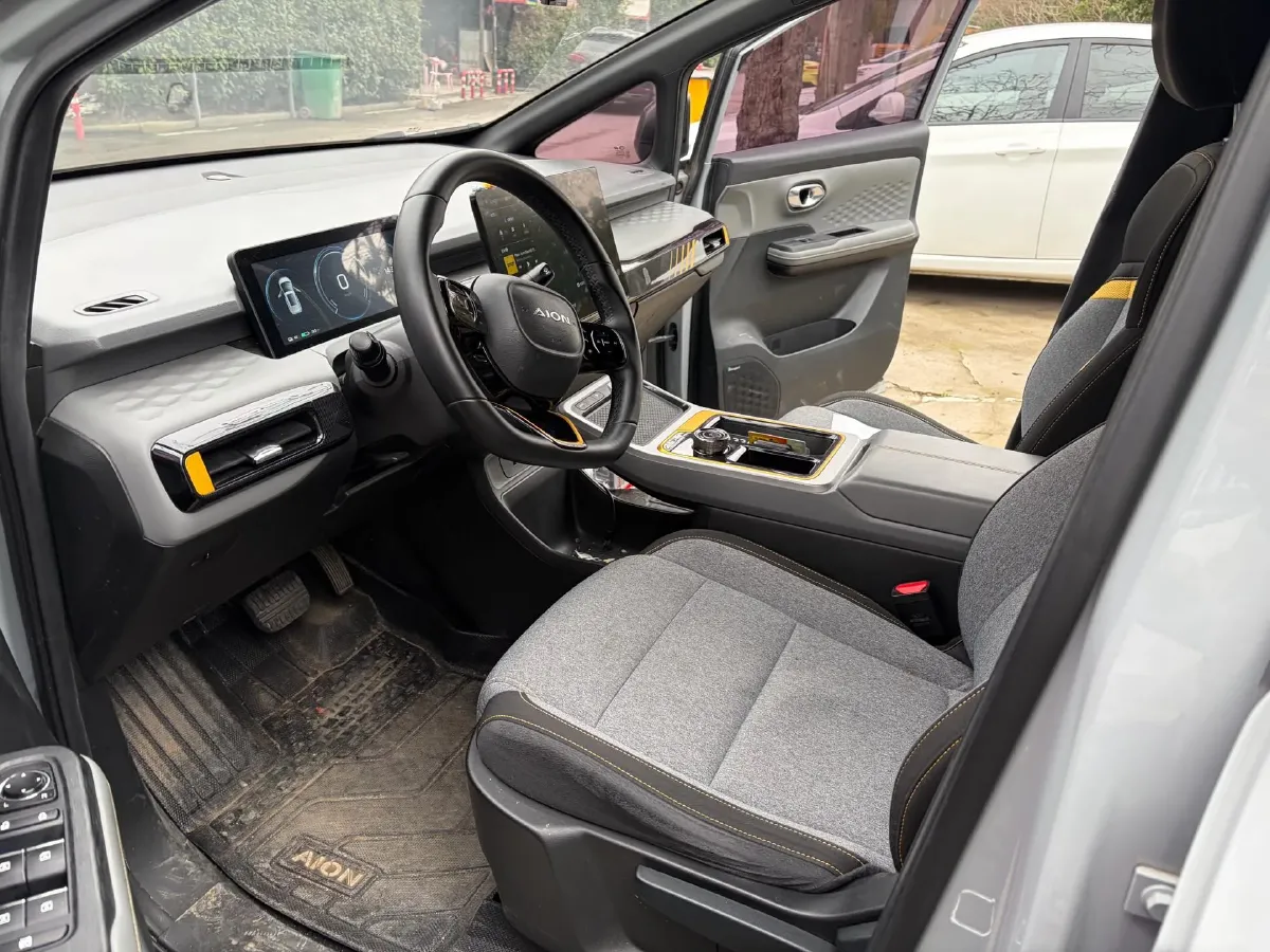 2022 Geely Okavango 1.8T 184HP L4 7DCT,autocango,china used car exporter,china ev exporter,chinese used car exporter,chinese used ev exporter