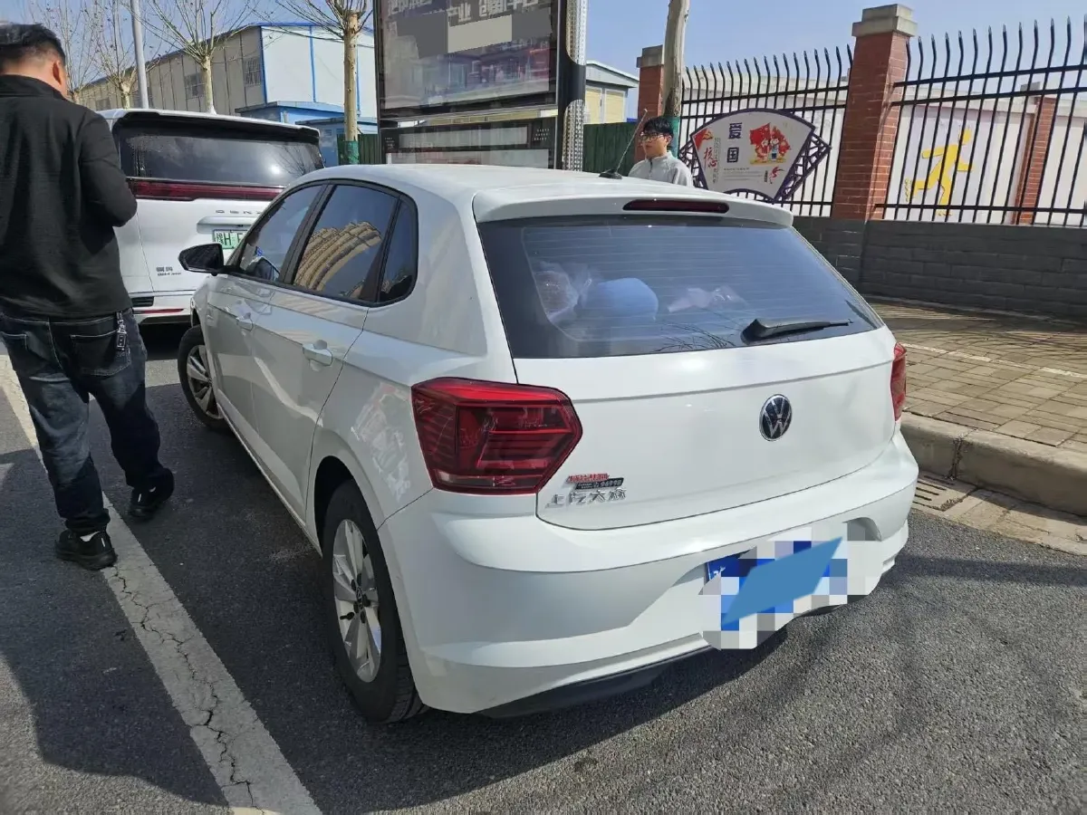 2023 Volkswagen Polo 1.5L 110HP L4 6AT,autocango,china used car exporter,china ev exporter,chinese used car exporter,chinese used ev exporter