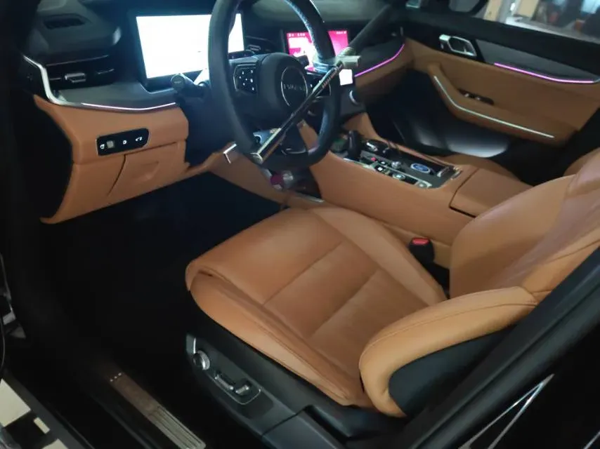 2023 LYNK&CO 09 EM-P 2.0T 254HP L4 3DHT PHEV 40.1KWH,autocango,china used car exporter,china ev exporter,chinese used car exporter,chinese used ev exporter