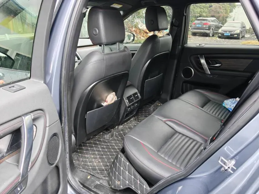 2020 Land Rover Discovery Sport 2.0T 249HP L4 9AT,autocango,china used car exporter,china ev exporter,chinese used car exporter,chinese used ev exporter