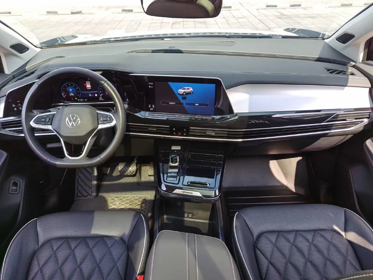 2023 Volkswagen Talagon 2.0T 220HP L4 7DCT,autocango,china used car exporter,china ev exporter,chinese used car exporter,chinese used ev exporter