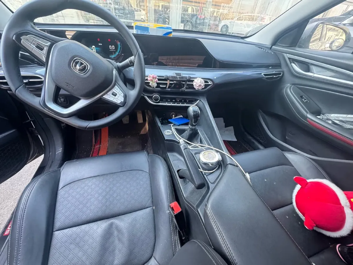 2020 ChangAn Eado 1.6L 128HP L4 5MT,autocango,china used car exporter,china ev exporter,chinese used car exporter,chinese used ev exporter