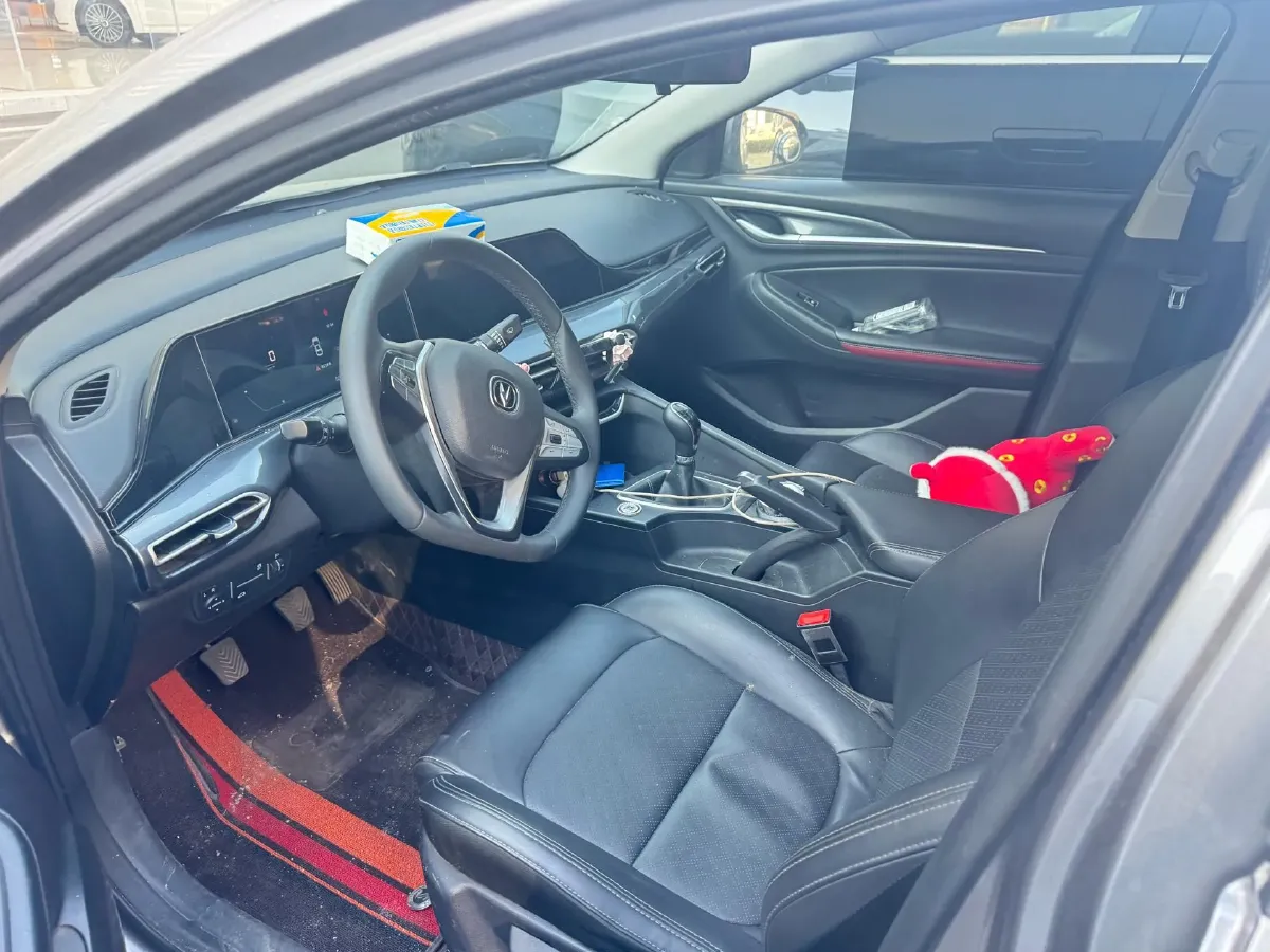 2020 ChangAn Eado 1.6L 128HP L4 5MT,autocango,china used car exporter,china ev exporter,chinese used car exporter,chinese used ev exporter