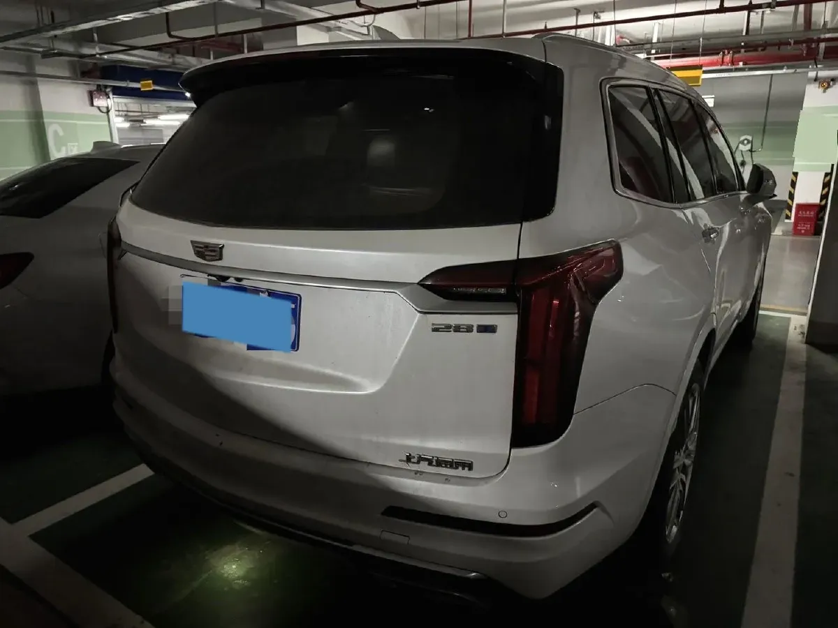 2022 Cadillac XT6 2.0T 237HP L4 9AT,autocango,china used car exporter,china ev exporter,chinese used car exporter,chinese used ev exporter