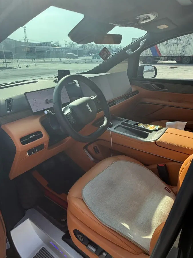 2025 WEY HighMountain 1.5T 170HP L4 4DHT PHEV,autocango,china used car exporter,china ev exporter,chinese used car exporter,chinese used ev exporter