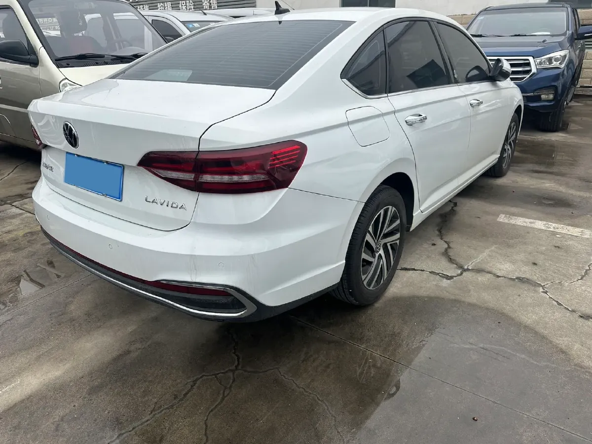 2023 Volkswagen Lavida 1.5L 113HP L4 6AT,autocango,china used car exporter,china ev exporter,chinese used car exporter,chinese used ev exporter