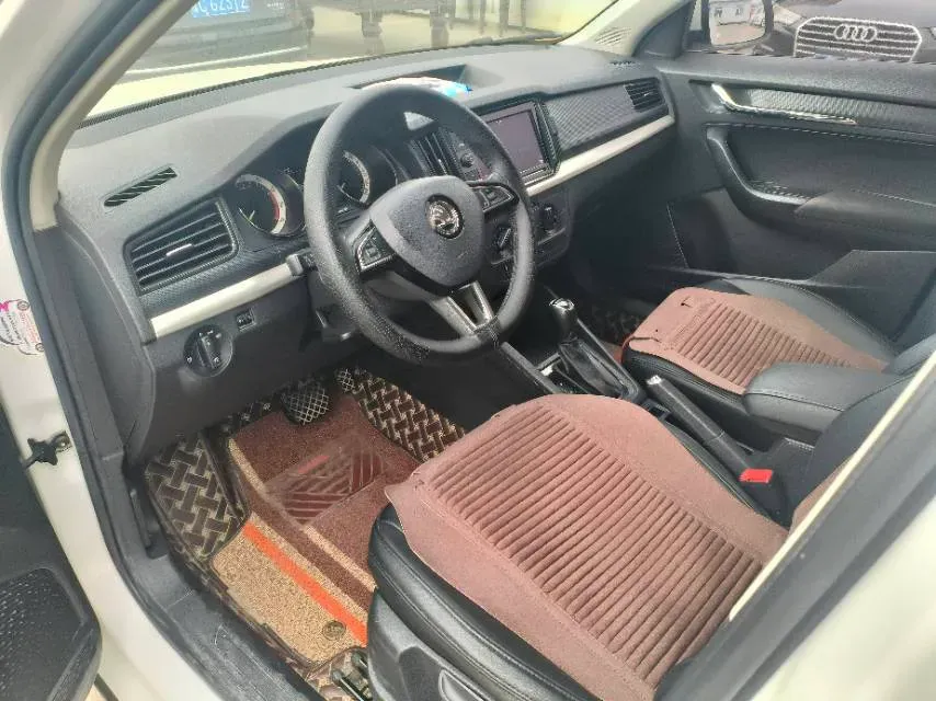 2018 Skoda Rapid Spaceback 1.4T 131HP L4 7DCT,autocango,china used car exporter,china ev exporter,chinese used car exporter,chinese used ev exporter