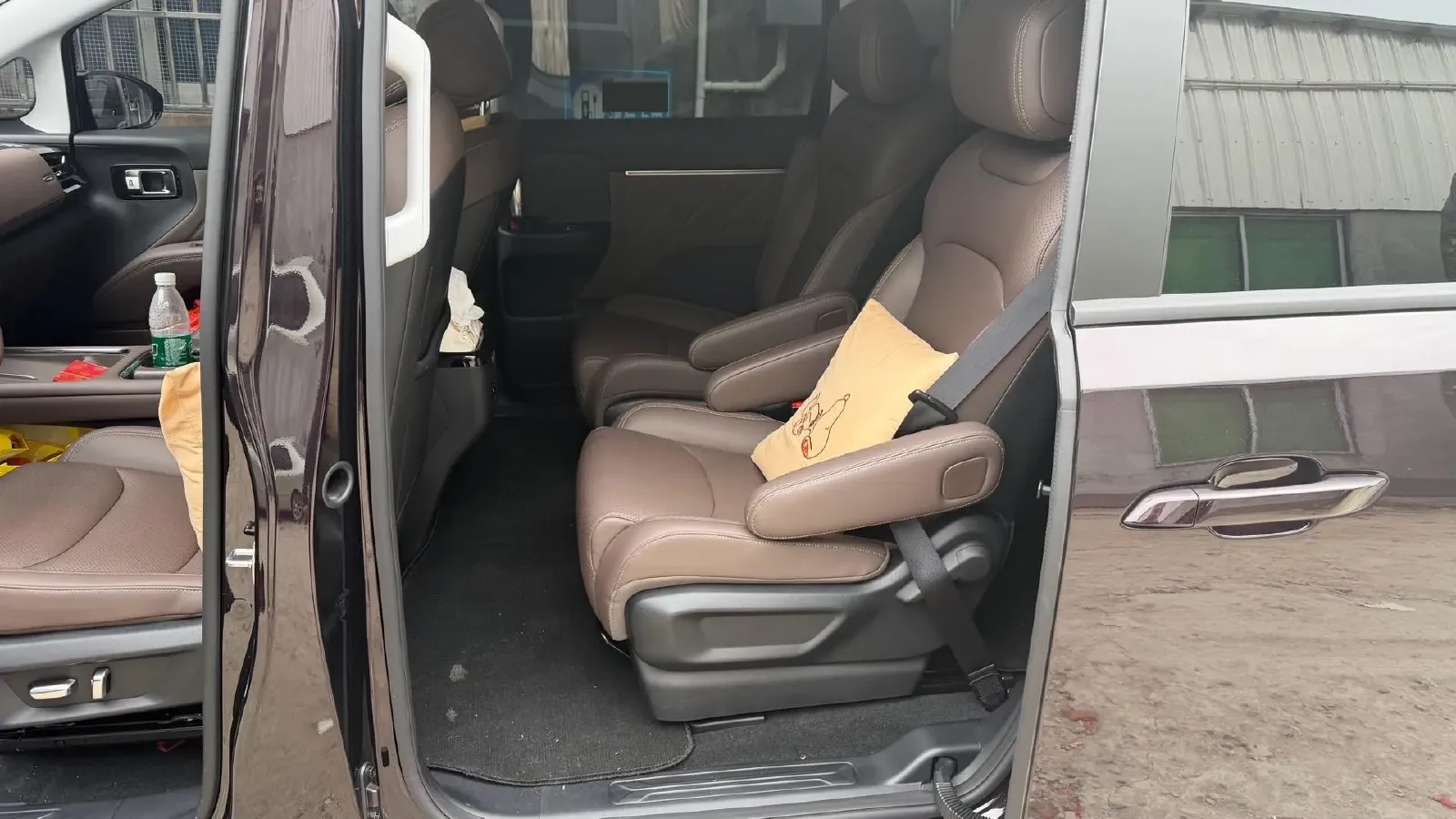 2025 BAW RuiSheng Trump M7 2.0L 144HP L4 8AT,autocango,china used car exporter,china ev exporter,chinese used car exporter,chinese used ev exporter