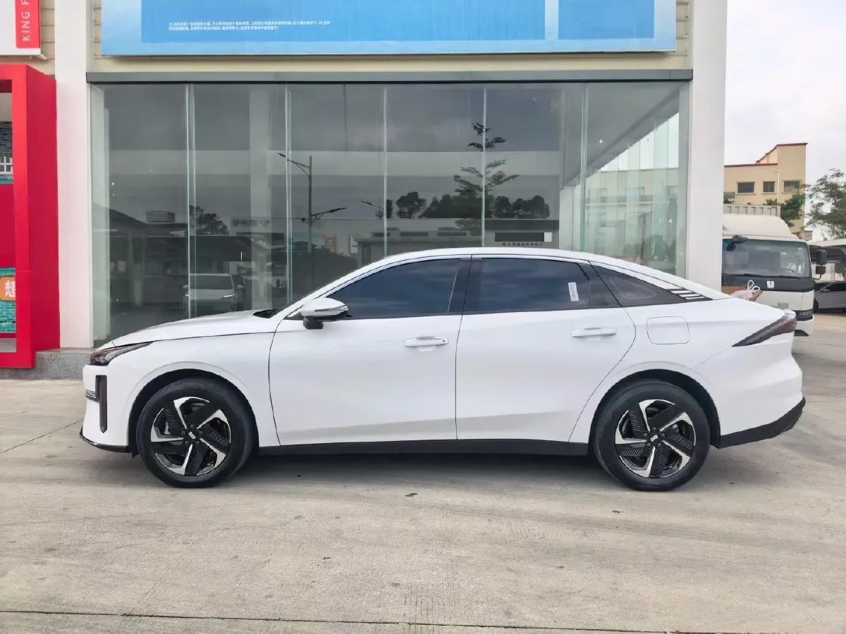2025 BYD Sea Lion 05 DM-i 1.5L 101HP L4 E-CVT PHEV 12.9KWH,autocango,china used car exporter,china ev exporter,chinese used car exporter,chinese used ev exporter
