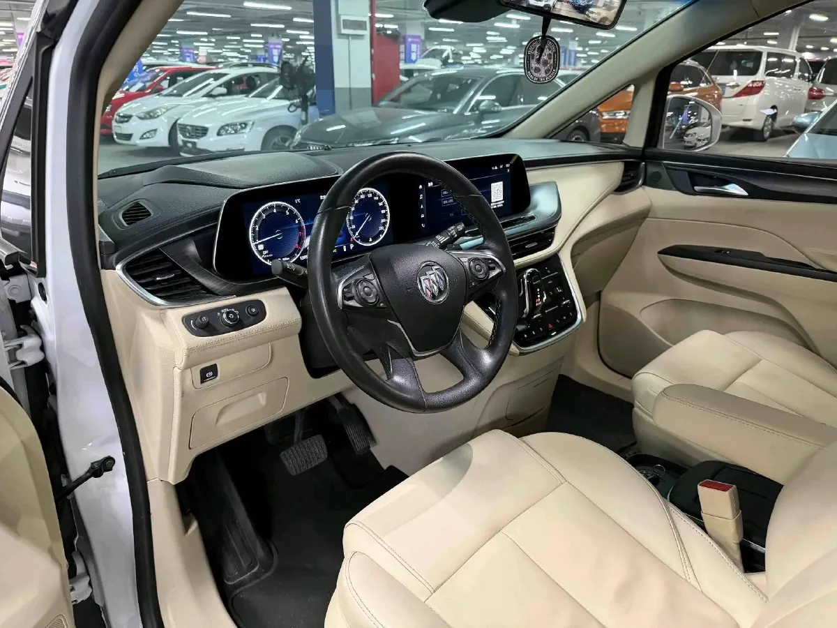 2022 Buick GL8 2.0T 237HP L4 9AT,autocango,china used car exporter,china ev exporter,chinese used car exporter,chinese used ev exporter