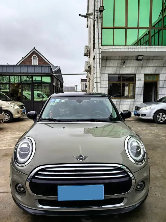 2020 MINI MINI 1.5T 136HP L3 7DCT,autocango,china used car exporter,china ev exporter,chinese used car exporter,chinese used ev exporter