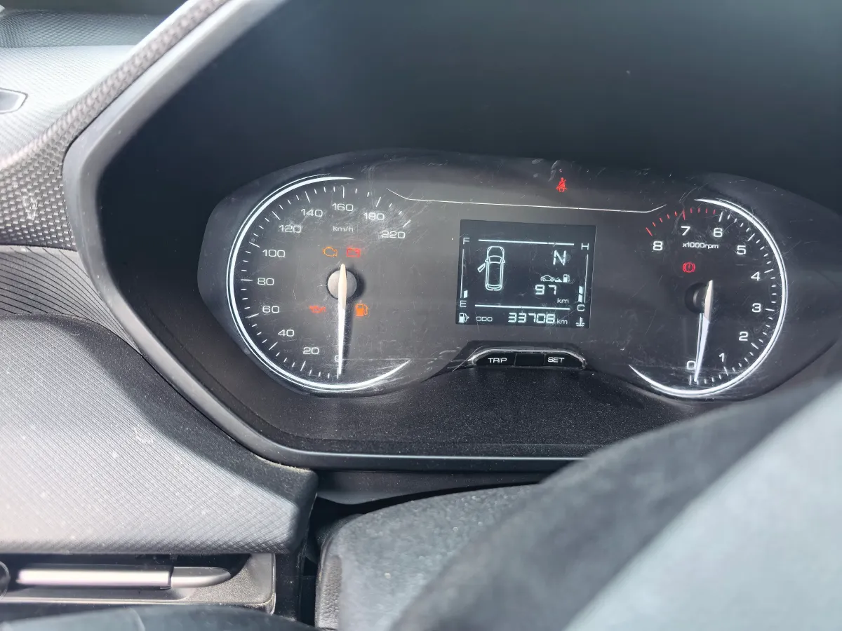 2022 WuLing XingChi 1.5L 99HP L4 6MT,autocango,china used car exporter,china ev exporter,chinese used car exporter,chinese used ev exporter