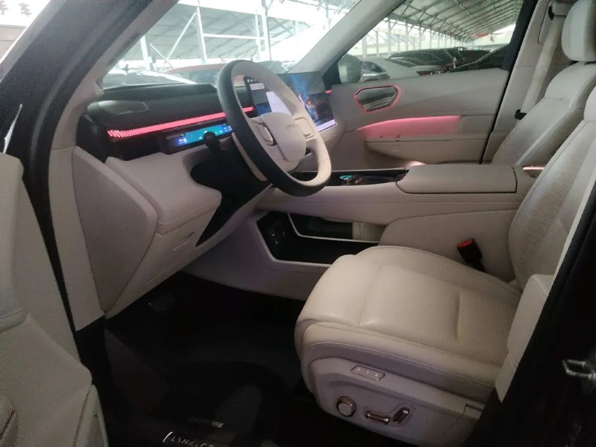 2025 LYNK&CO 900 1.5T 190HP L4 3DHT PHEV 43.3KWH,autocango,china used car exporter,china ev exporter,chinese used car exporter,chinese used ev exporter