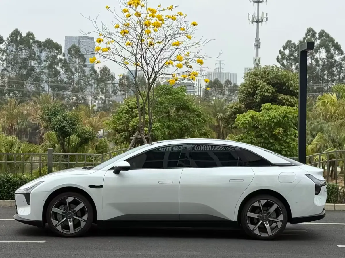 2024 Xpeng MONA M03 BEV 62.2KWH,autocango,china used car exporter,china ev exporter,chinese used car exporter,chinese used ev exporter