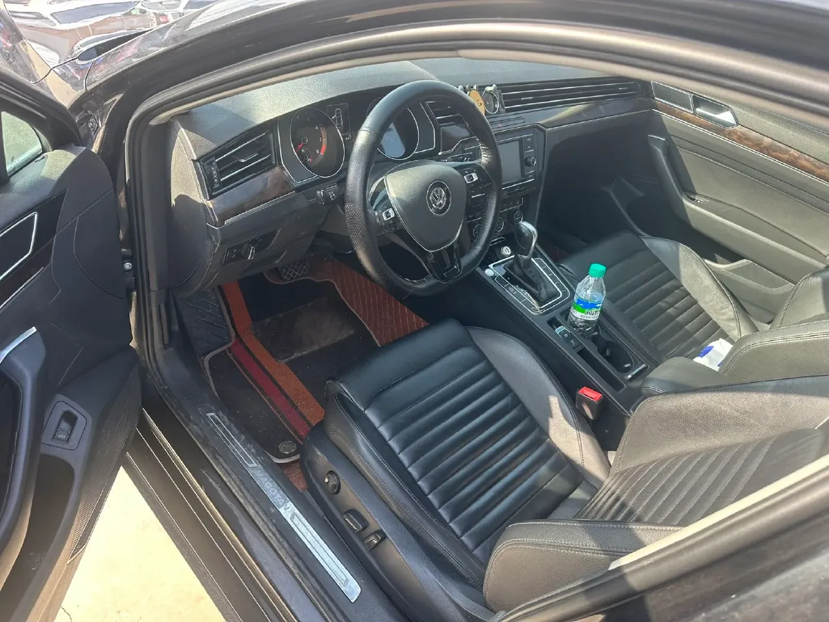 2018 Volkswagen Magotan 1.8T 180HP L4 7DCT,autocango,china used car exporter,china ev exporter,chinese used car exporter,chinese used ev exporter
