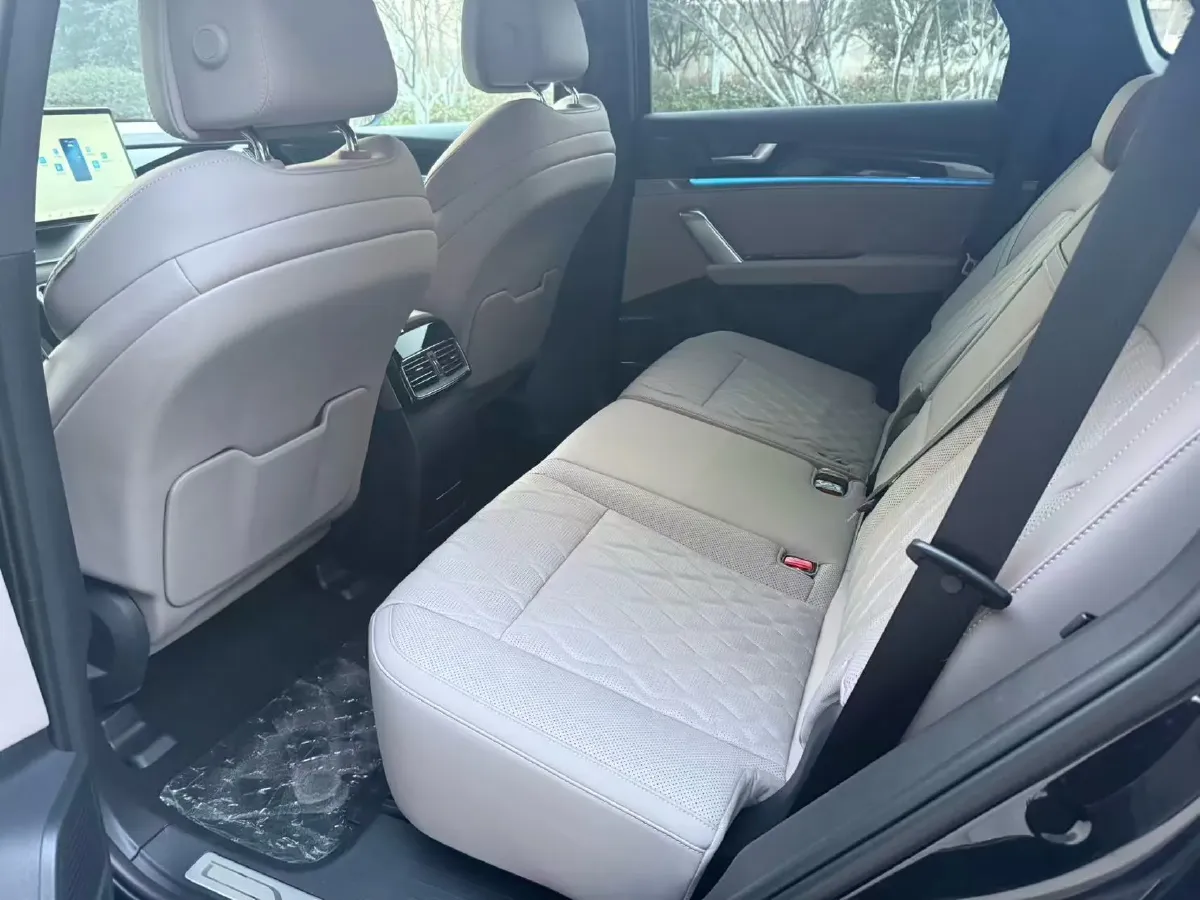 2025 BYD Tang 1.5T 156HP L4 E-CVT PHEV 21.504KWH,autocango,china used car exporter,china ev exporter,chinese used car exporter,chinese used ev exporter