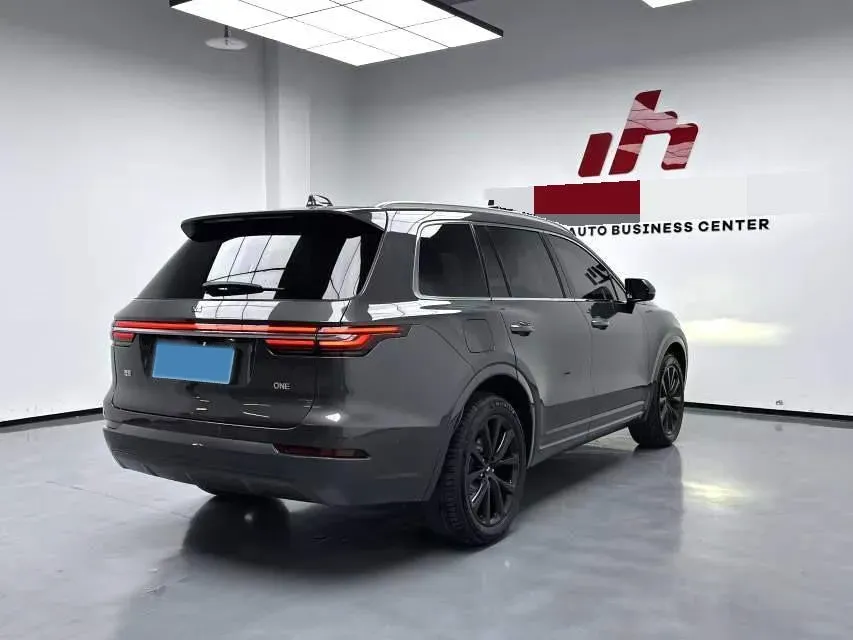 2021 Li ONE Range Extended 131HP REEV 40.5KWH,autocango,china used car exporter,china ev exporter,chinese used car exporter,chinese used ev exporter