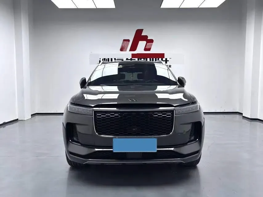 2021 Li ONE Range Extended 131HP REEV 40.5KWH,autocango,china used car exporter,china ev exporter,chinese used car exporter,chinese used ev exporter