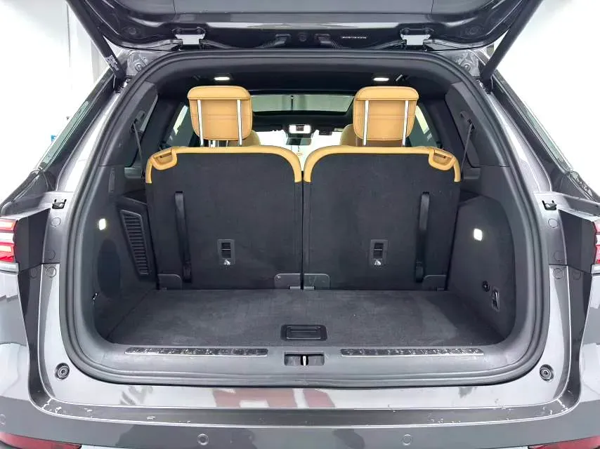 2021 Li ONE Range Extended 131HP REEV 40.5KWH,autocango,china used car exporter,china ev exporter,chinese used car exporter,chinese used ev exporter