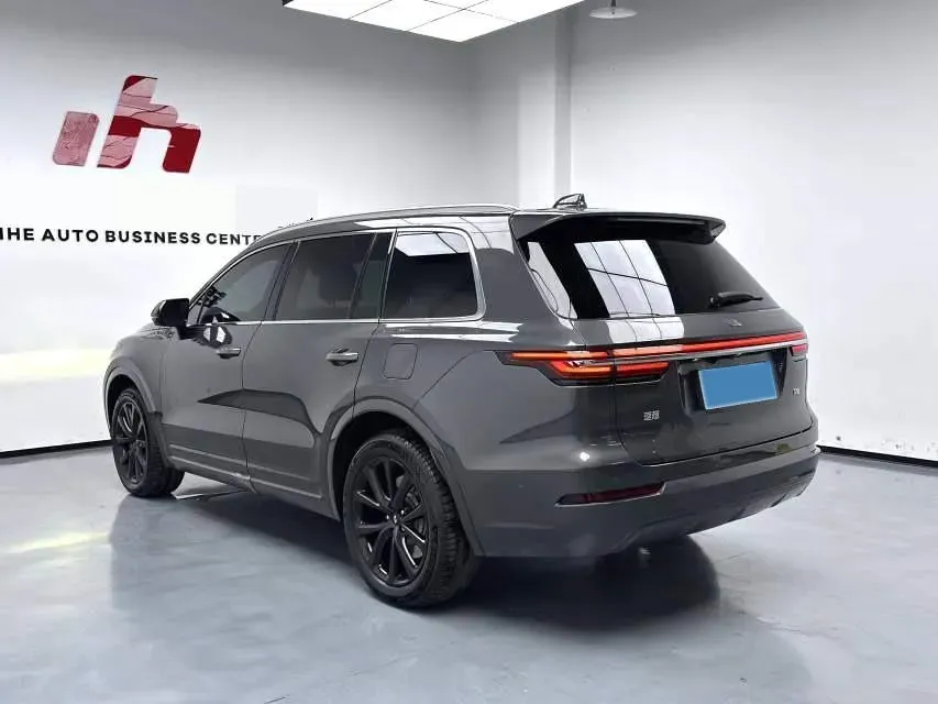 2021 Li ONE Range Extended 131HP REEV 40.5KWH,autocango,china used car exporter,china ev exporter,chinese used car exporter,chinese used ev exporter