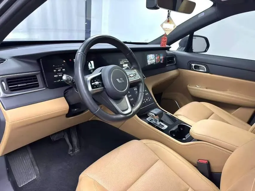 2021 Li ONE Range Extended 131HP REEV 40.5KWH,autocango,china used car exporter,china ev exporter,chinese used car exporter,chinese used ev exporter