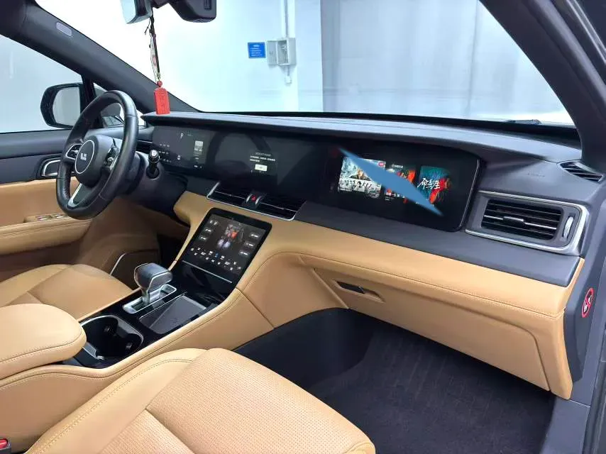 2021 Li ONE Range Extended 131HP REEV 40.5KWH,autocango,china used car exporter,china ev exporter,chinese used car exporter,chinese used ev exporter