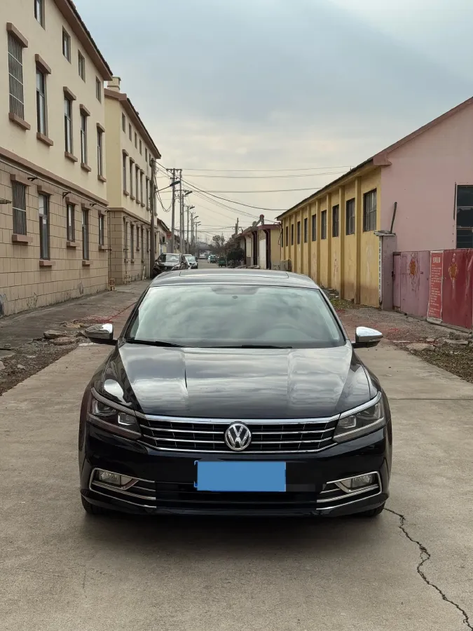 2017 Volkswagen Passat 1.8T 180HP L4 7DCT,autocango,china used car exporter,china ev exporter,chinese used car exporter,chinese used ev exporter