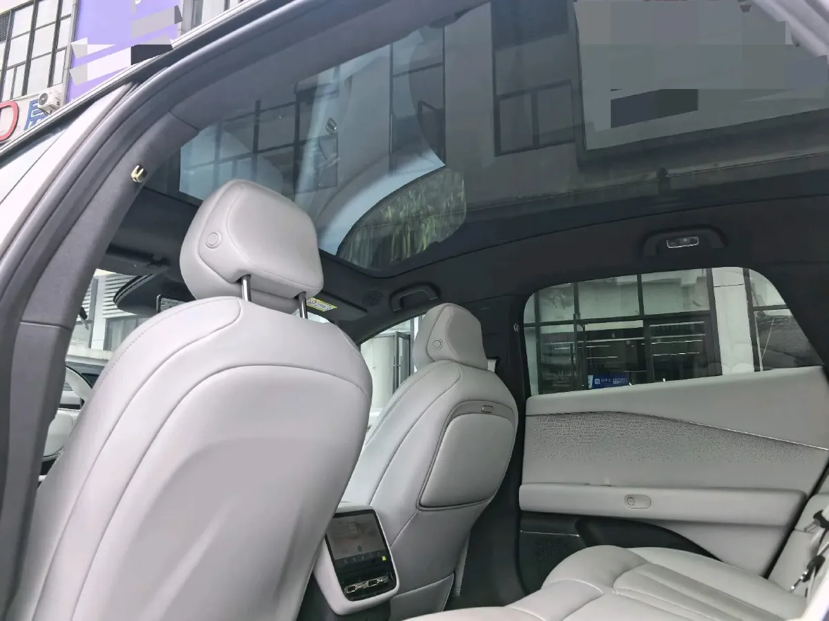 2024 Xpeng P7+ BEV 60.7KWH,autocango,china used car exporter,china ev exporter,chinese used car exporter,chinese used ev exporter