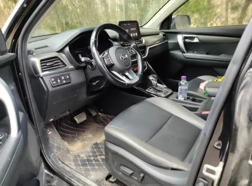 2018 Kia Sportage R 2.0L 160HP L4 6AT,autocango,china used car exporter,china ev exporter,chinese used car exporter,chinese used ev exporter