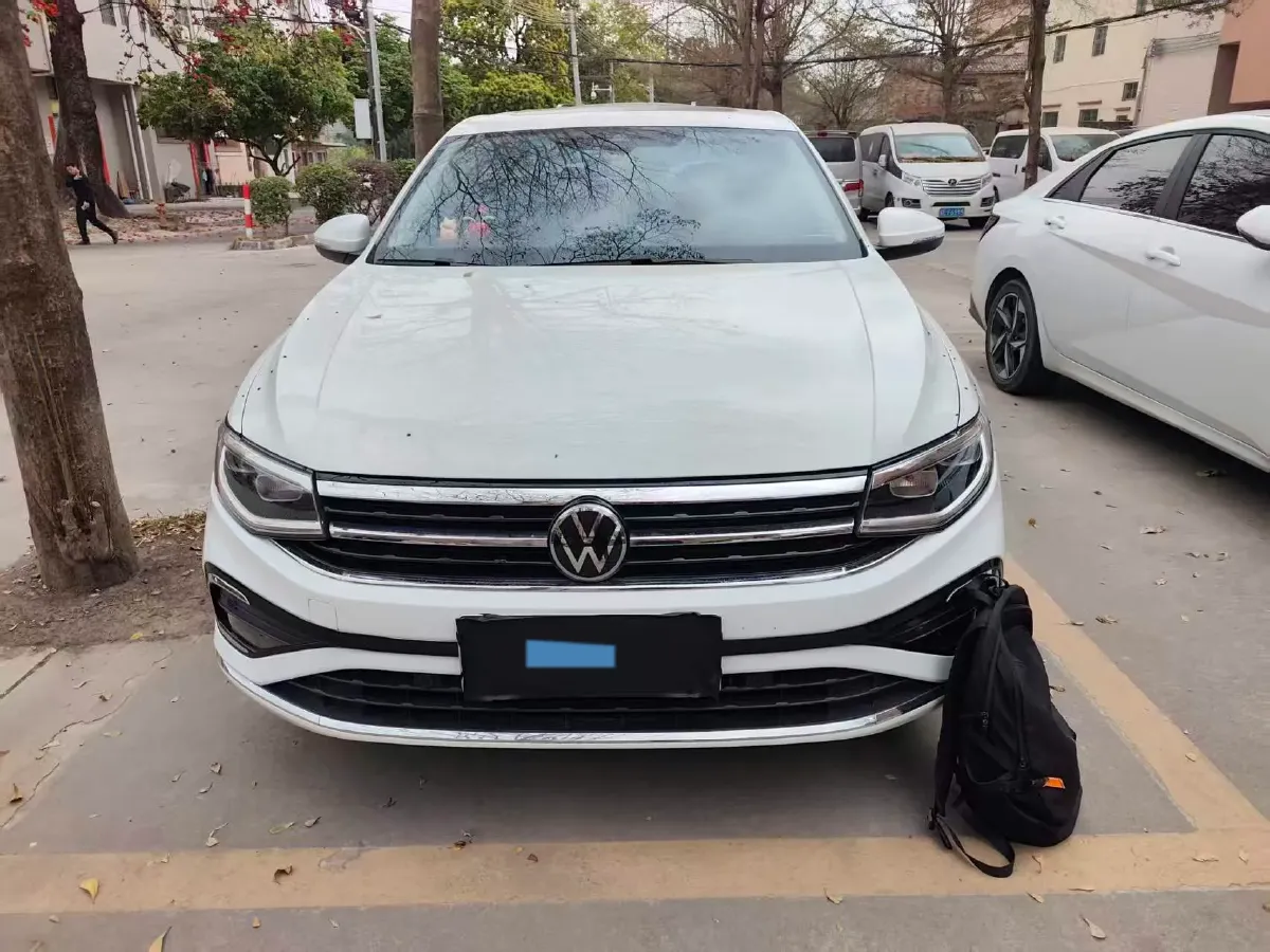2023 Volkswagen Bora 1.5T 160HP L4 7DCT,autocango,china used car exporter,china ev exporter,chinese used car exporter,chinese used ev exporter