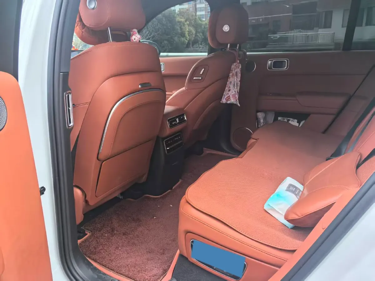 2023 Li L7 Range Extended 154HP REEV 40.9KWH,autocango,china used car exporter,china ev exporter,chinese used car exporter,chinese used ev exporter