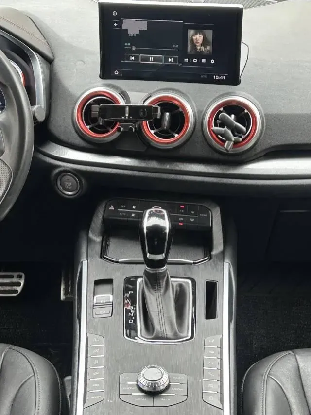 2017 WEY VV5 2.0T 197HP L4 7DCT,autocango,china used car exporter,china ev exporter,chinese used car exporter,chinese used ev exporter