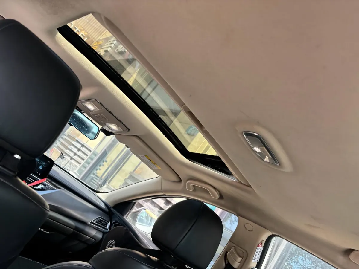 2020 ChangAn Raeton CC 1.5T 156HP L4 6AT,autocango,china used car exporter,china ev exporter,chinese used car exporter,chinese used ev exporter