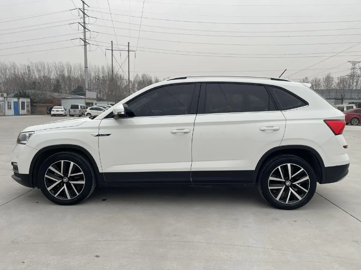 2022 Skoda Kamiq 1.5L 112HP L4 6AT,autocango,china used car exporter,china ev exporter,chinese used car exporter,chinese used ev exporter
