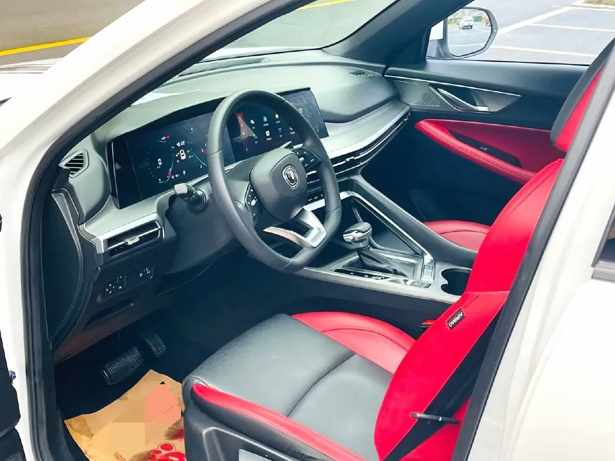 2022 ChangAn CS35 Plus 1.4T 160HP L4 7DCT,autocango,china used car exporter,china ev exporter,chinese used car exporter,chinese used ev exporter