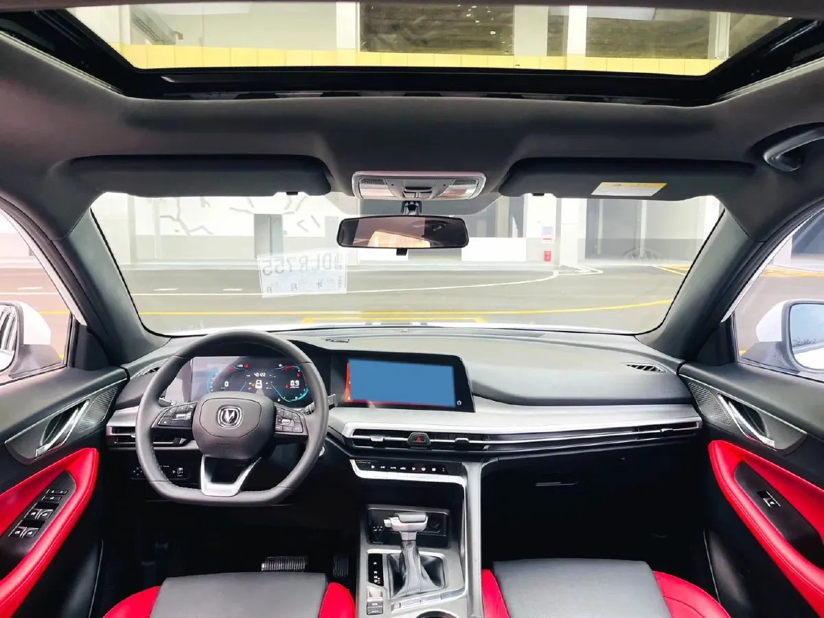 2022 ChangAn CS35 Plus 1.4T 160HP L4 7DCT,autocango,china used car exporter,china ev exporter,chinese used car exporter,chinese used ev exporter