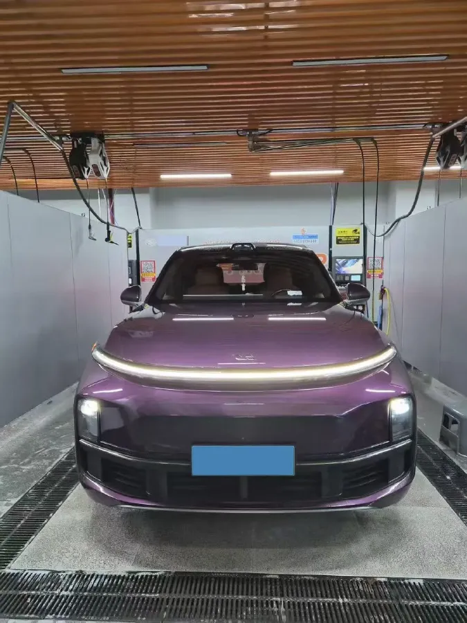 2022 Li L9 Range Extended 154HP REEV 42.6KWH,autocango,china used car exporter,china ev exporter,chinese used car exporter,chinese used ev exporter