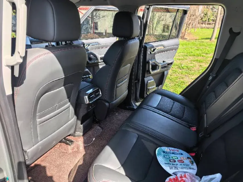 2024 Jetour ShanHai TravellerC-DM 1.5T 156HP L4 3DHT PHEV 26.7KWH,autocango,china used car exporter,china ev exporter,chinese used car exporter,chinese used ev exporter