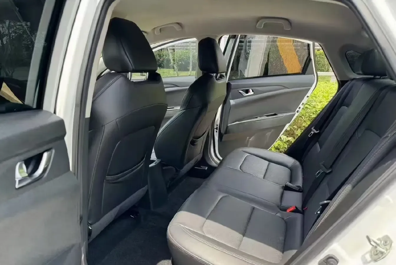 2022 ChangAn Eado BEV 47.78KWH,autocango,china used car exporter,china ev exporter,chinese used car exporter,chinese used ev exporter