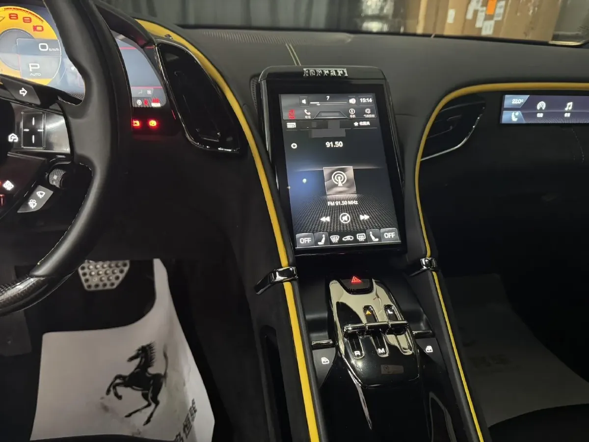 2020 Ferrari Roma 3.9T 620HP V8 8DCT,autocango,china used car exporter,china ev exporter,chinese used car exporter,chinese used ev exporter