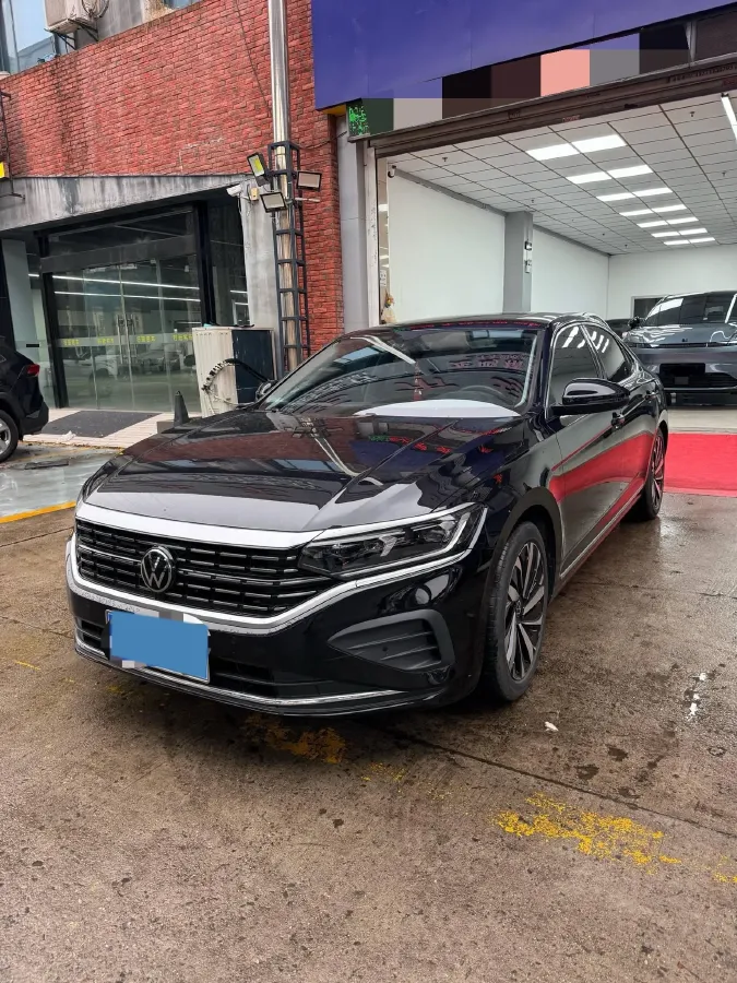 2024 Volkswagen Passat 2.0T 220HP L4 7DCT,autocango,china used car exporter,china ev exporter,chinese used car exporter,chinese used ev exporter