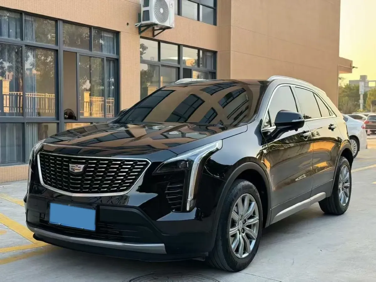 2022 Cadillac XT4 2.0T 237HP L4 9AT,autocango,china used car exporter,china ev exporter,chinese used car exporter,chinese used ev exporter
