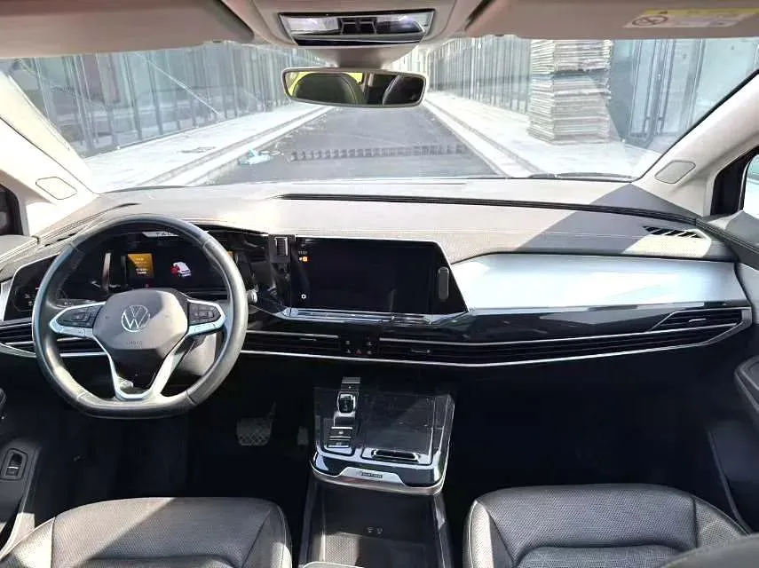 2021 Volkswagen Talagon 2.0T 220HP L4 7DCT,autocango,china used car exporter,china ev exporter,chinese used car exporter,chinese used ev exporter