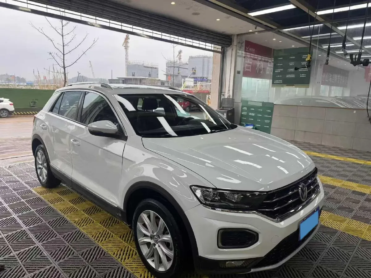 2020 Volkswagen T-Roc 1.4T 150HP L4 7DCT,autocango,china used car exporter,china ev exporter,chinese used car exporter,chinese used ev exporter