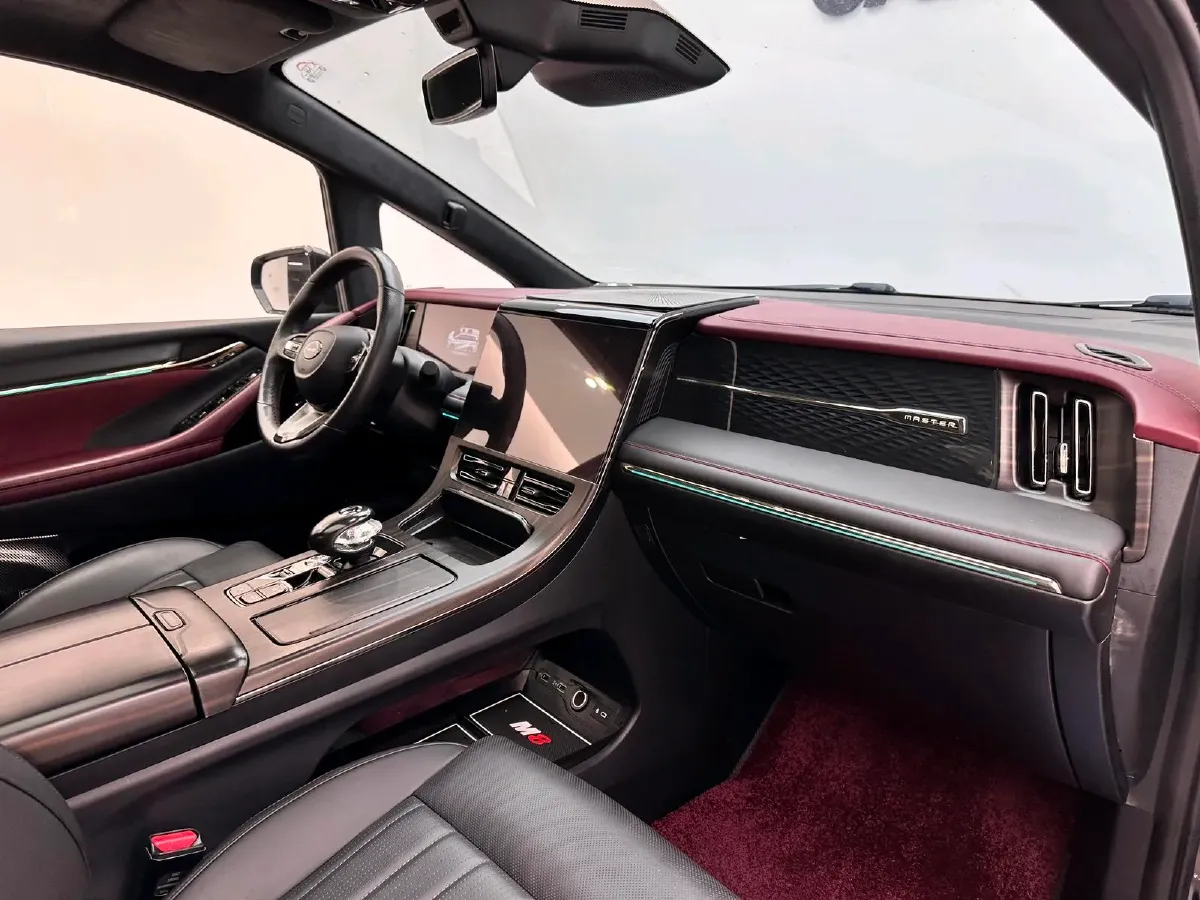 2023 GAC Trumpchi M8 2.0T 252HP L4 8AT,autocango,china used car exporter,china ev exporter,chinese used car exporter,chinese used ev exporter