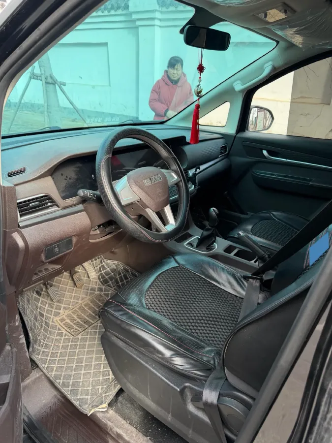 2023 BAW RuiSheng Trump M7 1.6L 124HP L4 5MT,autocango,china used car exporter,china ev exporter,chinese used car exporter,chinese used ev exporter