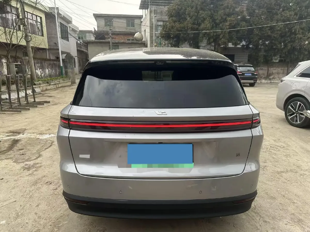 2025 Li i8 BEV,autocango,china used car exporter,china ev exporter,chinese used car exporter,chinese used ev exporter